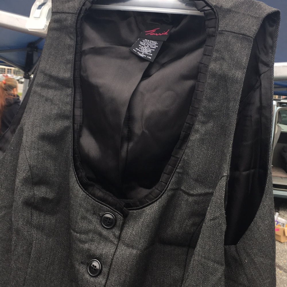 Torrid vest
